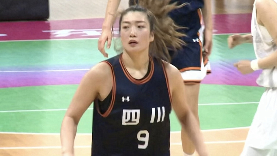 李梦再次落