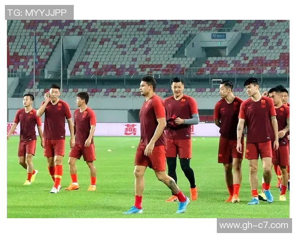 中国足球优秀男球星盘点 突破时代的风采与贡献